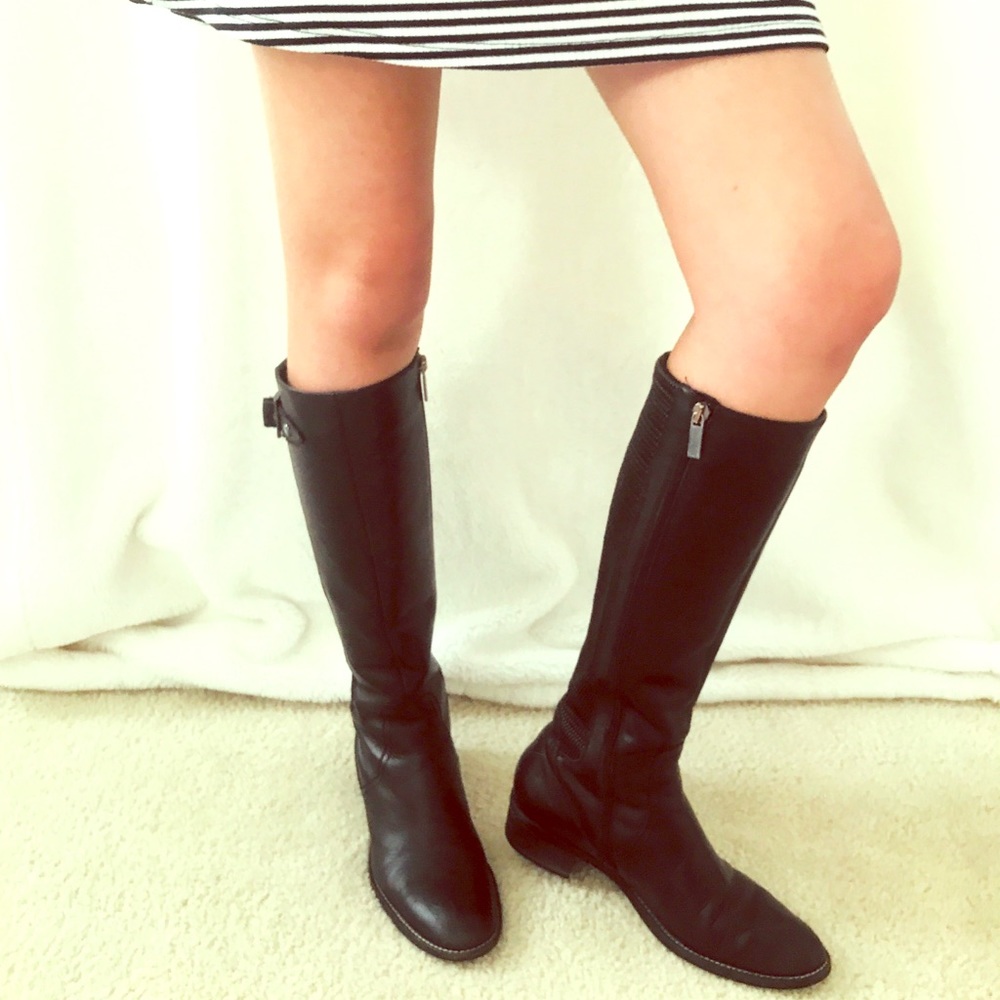 Women’s Aquatalia Italian Leather boot, size 9